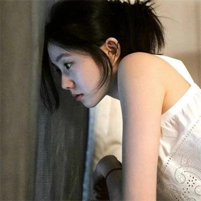 新闻女人